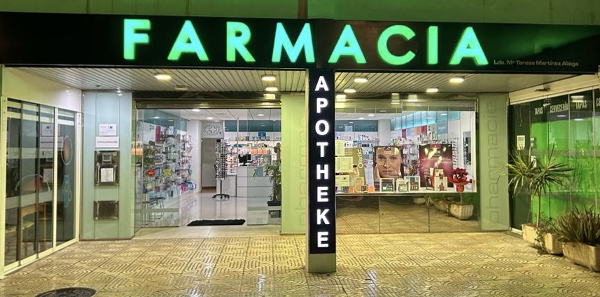 Farmacia Plya Aguadulce fachada